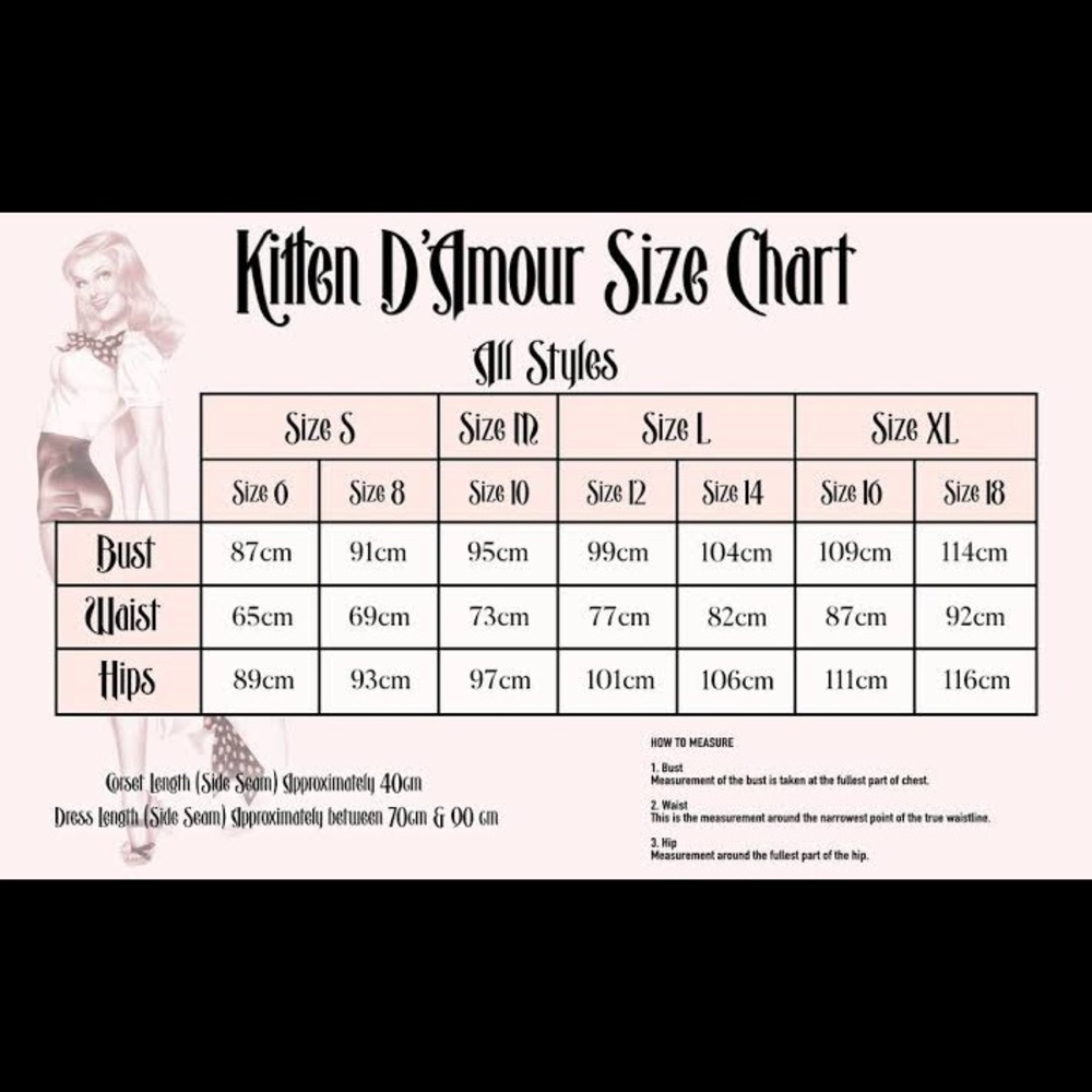 Kitten D’Amour Red Capri Pants - Picture 5 of 5